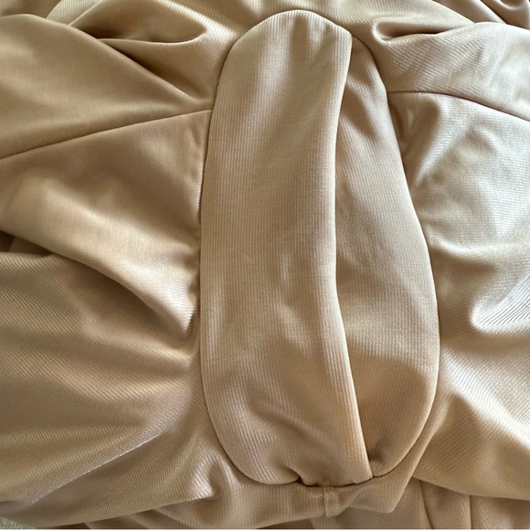 Spanx Open Bust Mid Thigh Suit Size 3X Nude - Picture 3 of 3